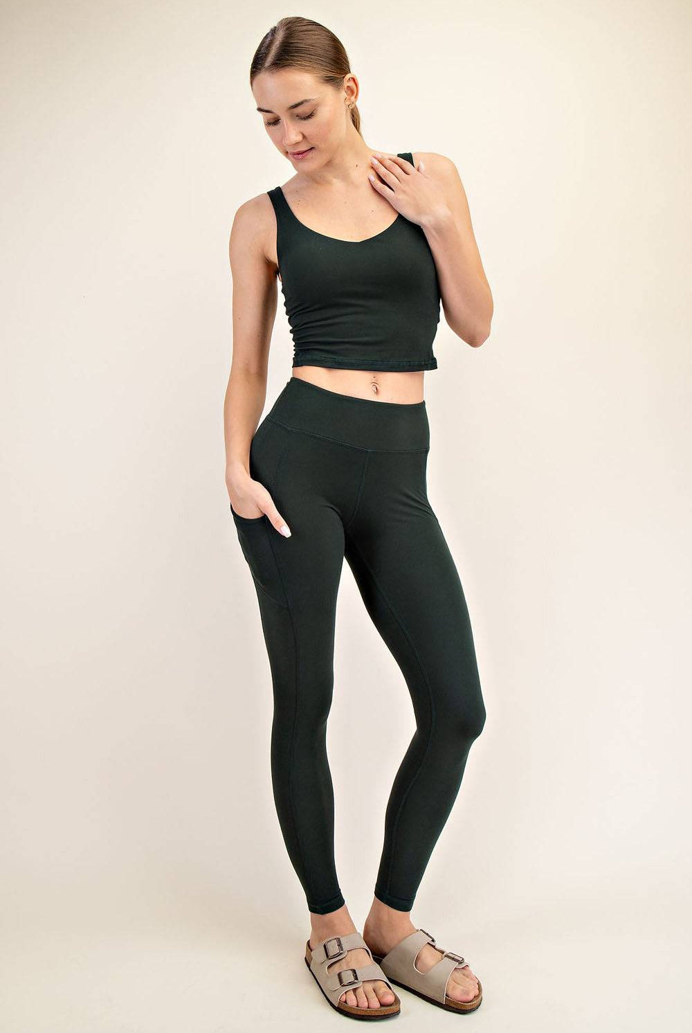 Basic Leggings With Pocket - Hype Up