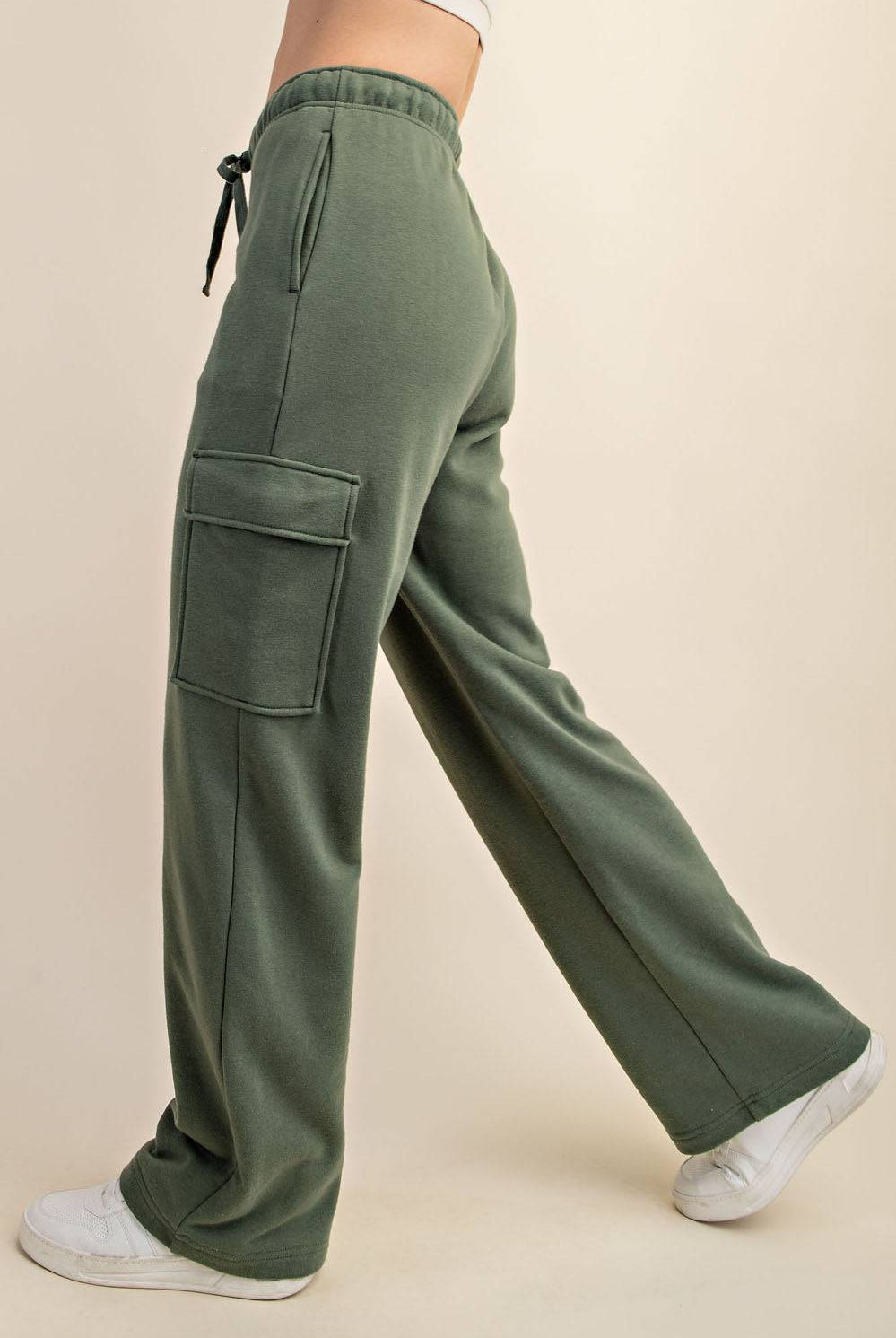 Straight Cargo Sweatpant - Hype Up