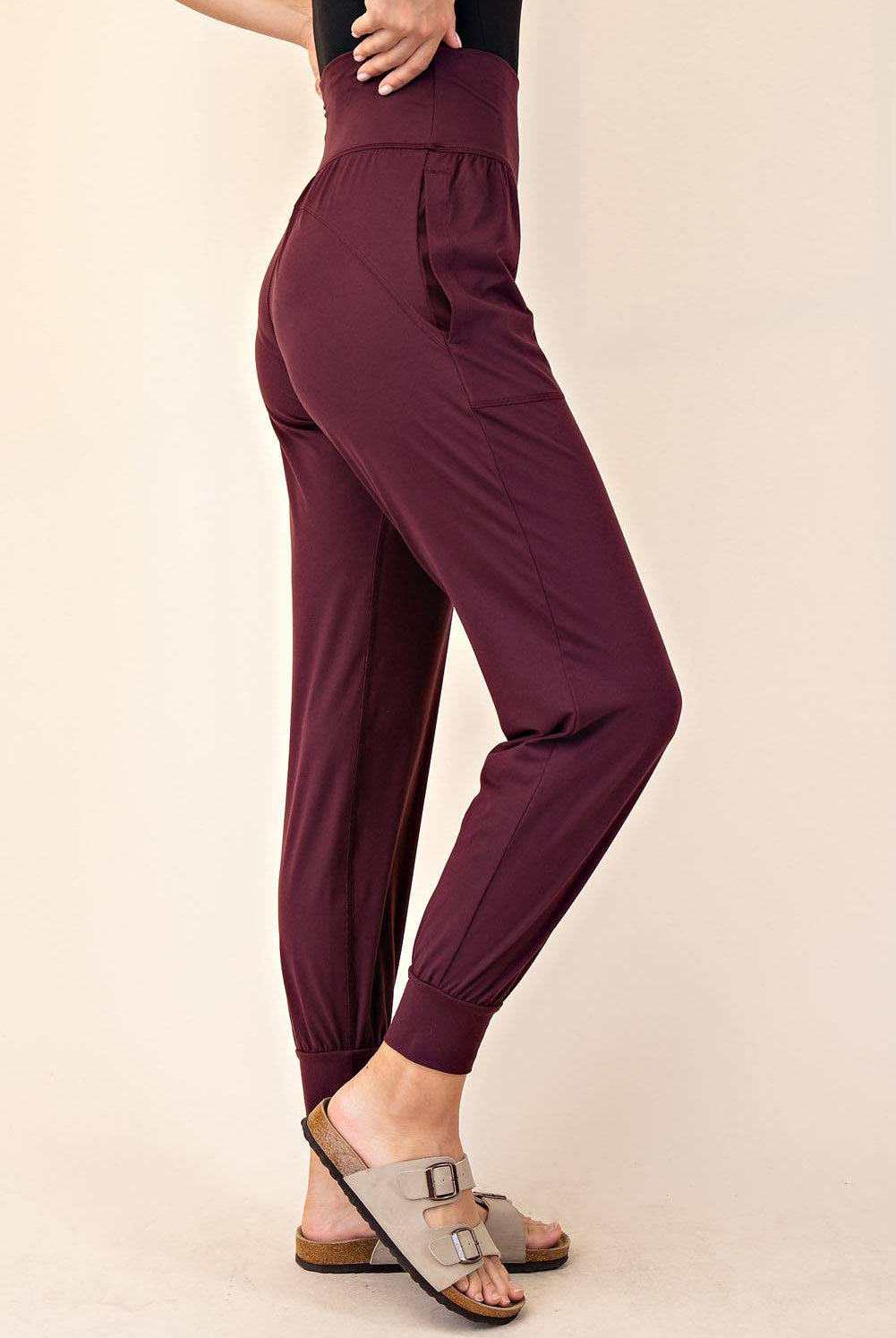 Basic Joggers With Pocket - Hype Up