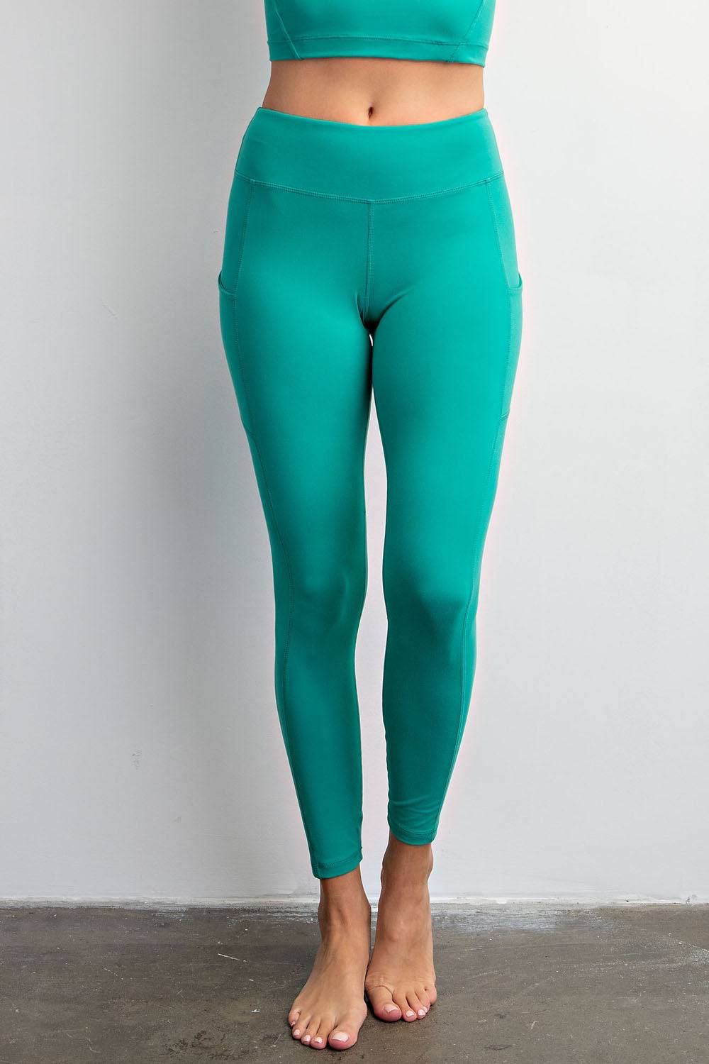 Basic Leggings With Pocket - Hype Up