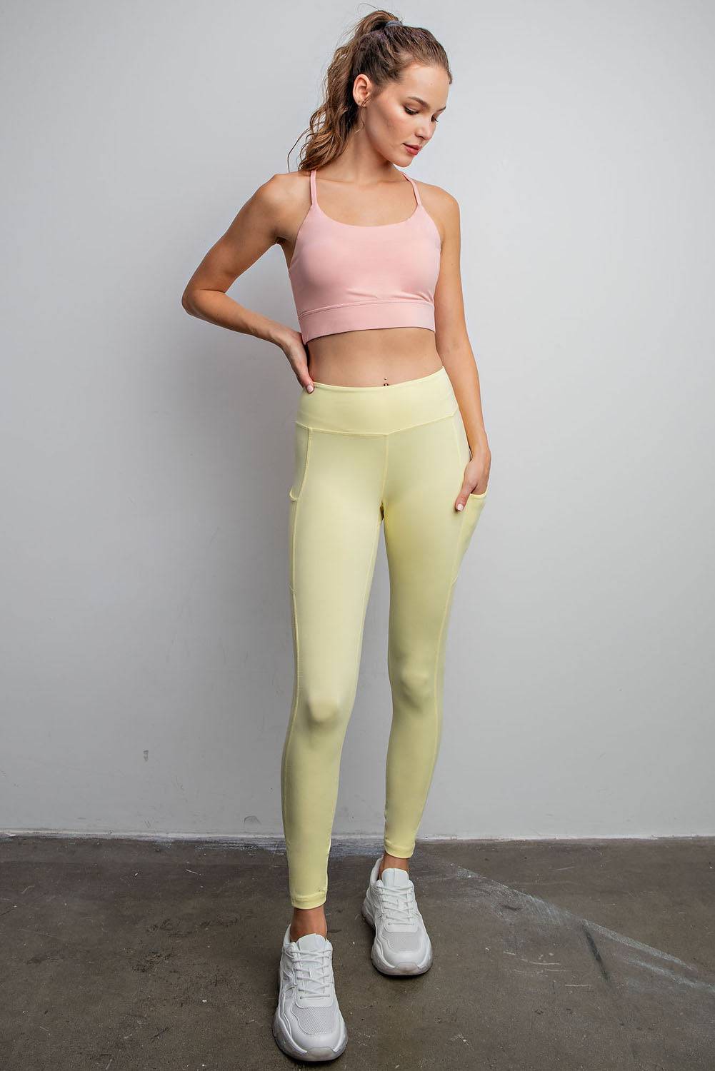 Basic Leggings With Pocket - Hype Up