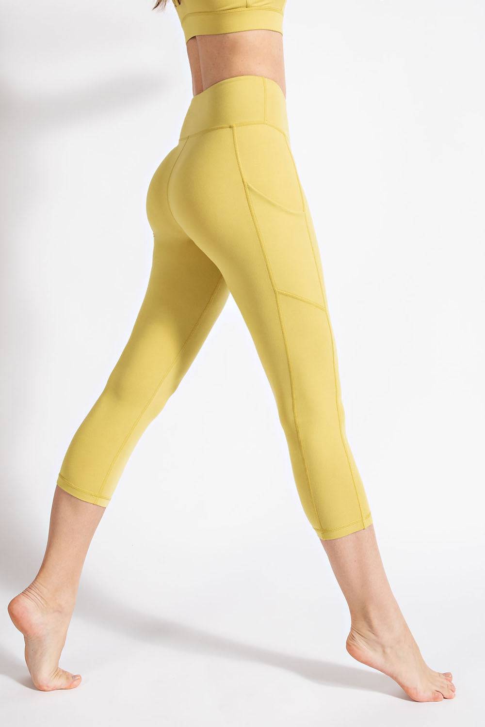 Capri Yoga Leggings With Pocket - Hype Up