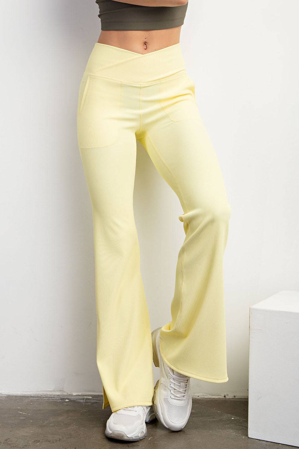 Nylon Rib V-waist Flare Leggings - Hype Up